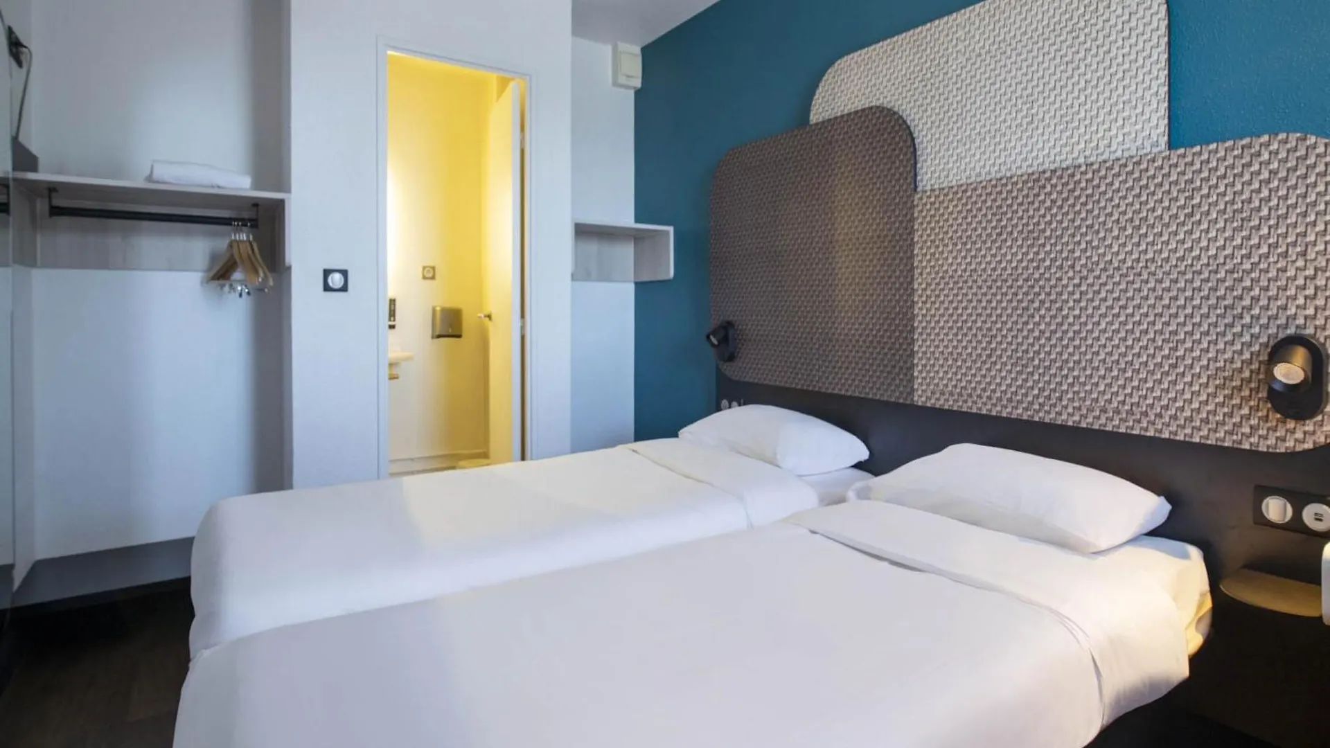 Hotel B&B Hôtel Avignon  Le Pontet