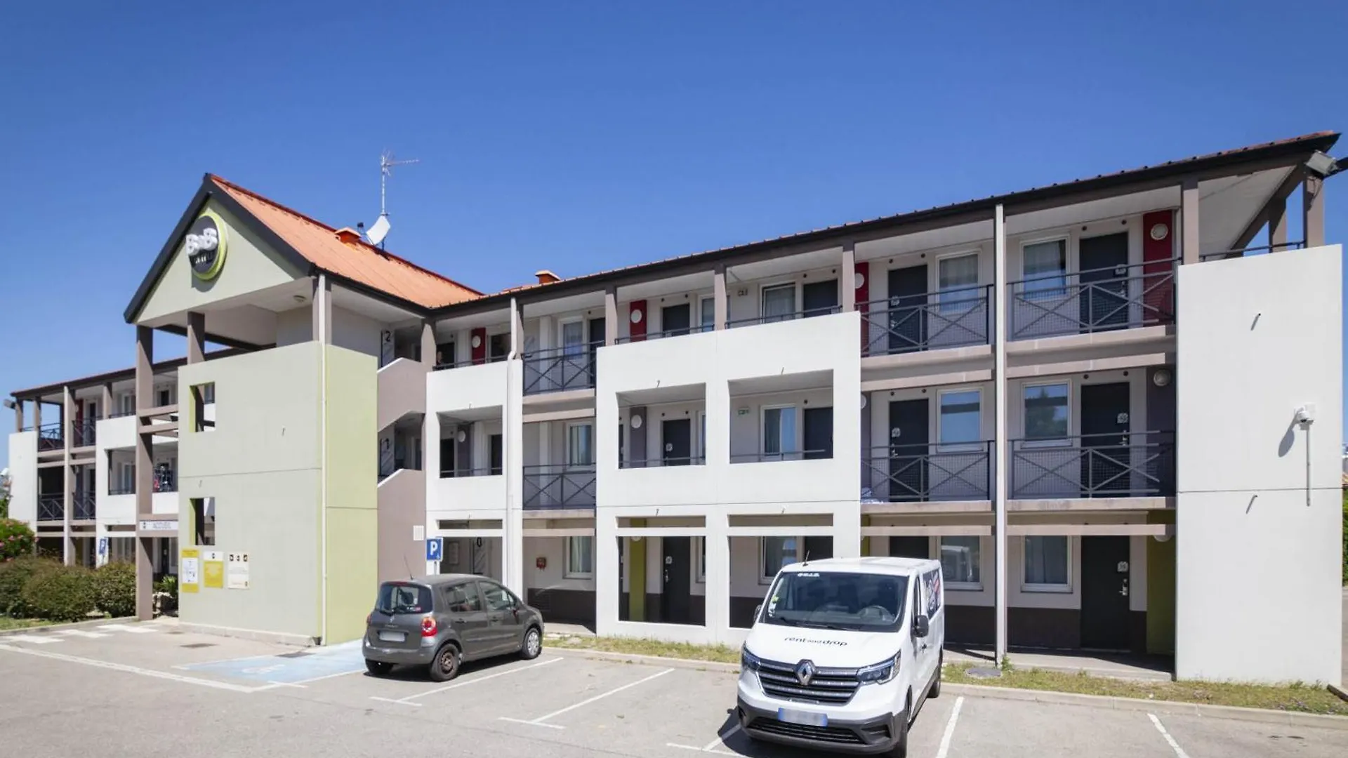 B&B Hotel Avignon 2*, Le Pontet (Vaucluse) Frankreich