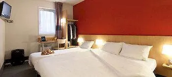 ** Hotel B&B Hôtel Avignon  Le Pontet  France