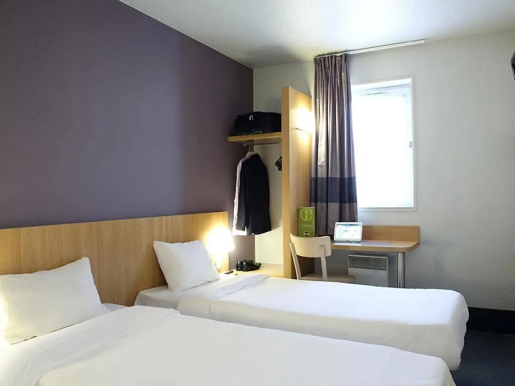 ** Hotel B&B Hôtel Avignon  Le Pontet  France