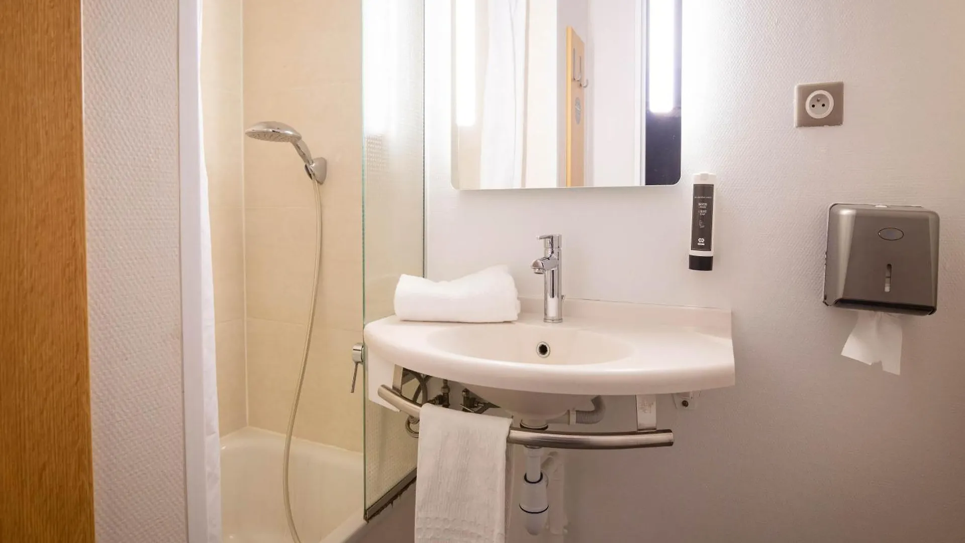 B&B Hotel Avignon 2*, Le Pontet (Vaucluse)